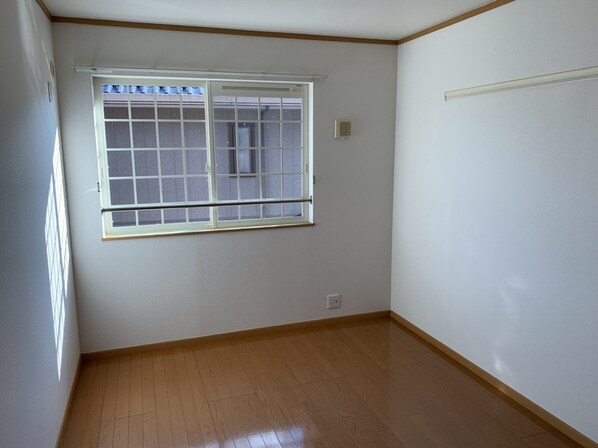 ヴィラ・ポポラーレⅠの物件内観写真